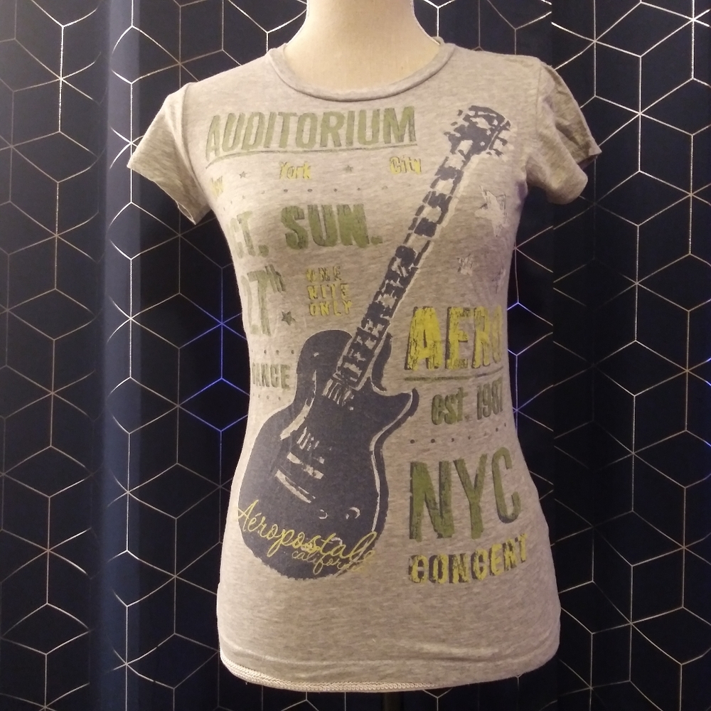 Aeropostale Graphic Tee